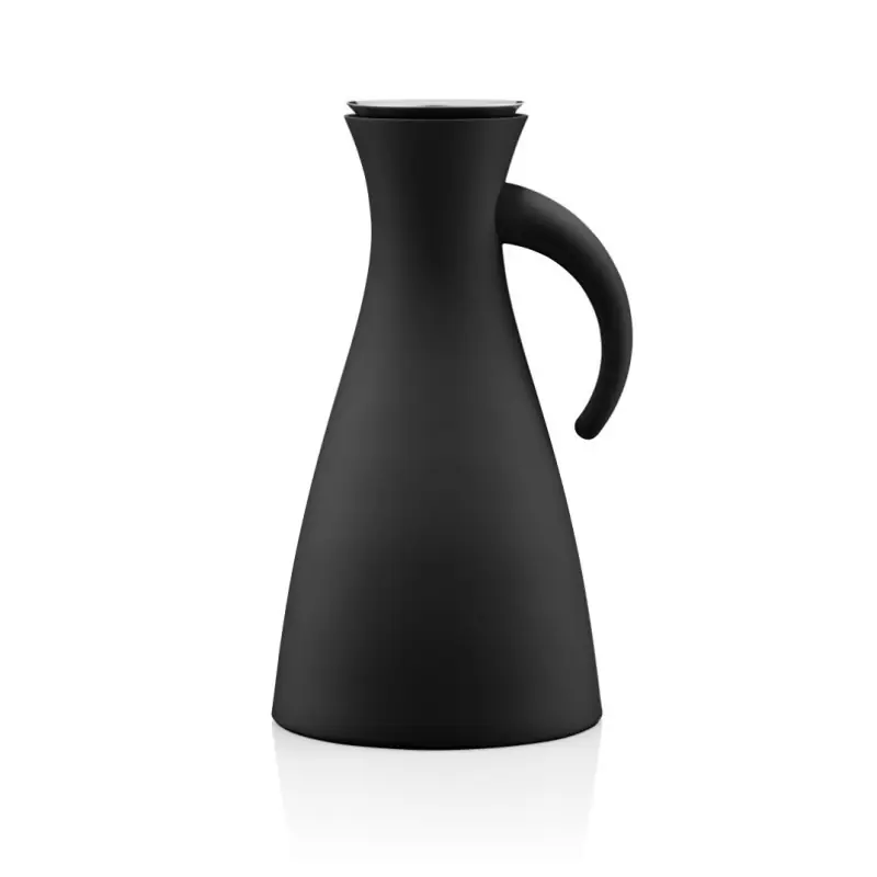 Bezpieczne zakupy termos z uchwytem Vacuum Jug 1 L, czarny matowy, Eva Solo